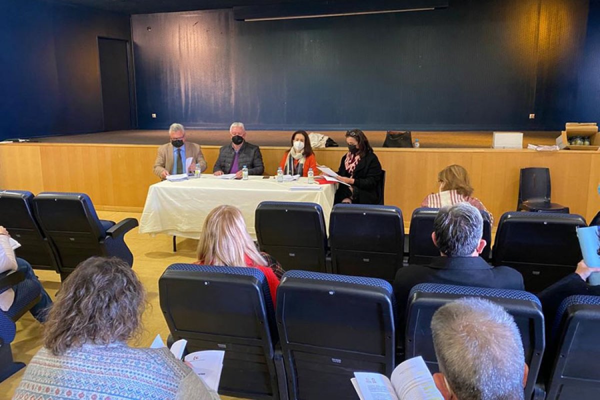 Los alcaldes de Los Pedroches se reúnen para aclarar la ley de reducción de la temporalidad en el empleo público