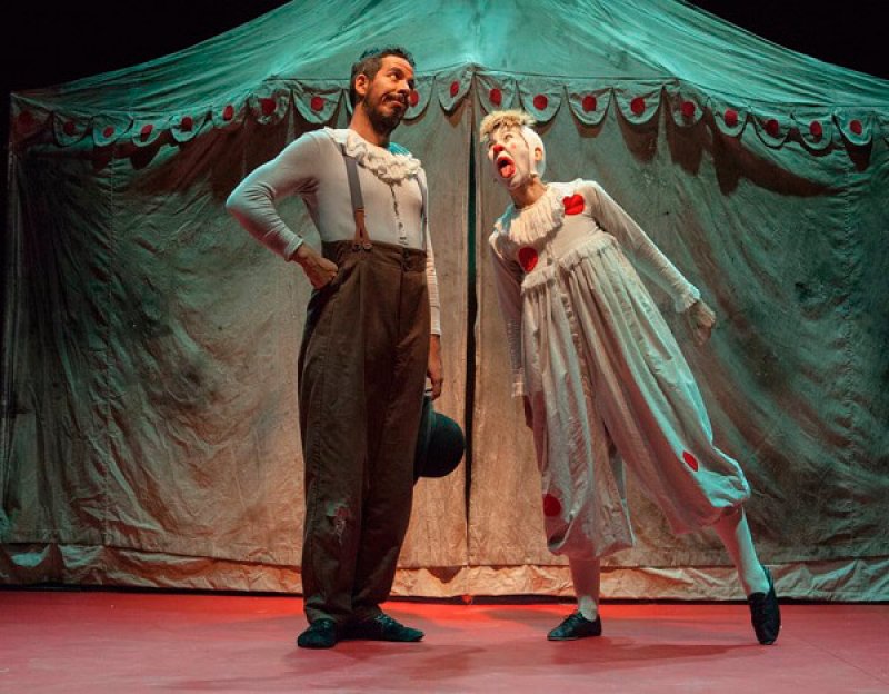 La Red Andaluza de Teatros Públicos traerá a Parade, el circo de los valientes y  Kl'aaa. Tu Tancion al teatro El Silo