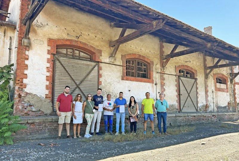 La histórica estación de tren de Peñarroya pasa a manos de la asociación La Maquinilla para su renovación y promoción