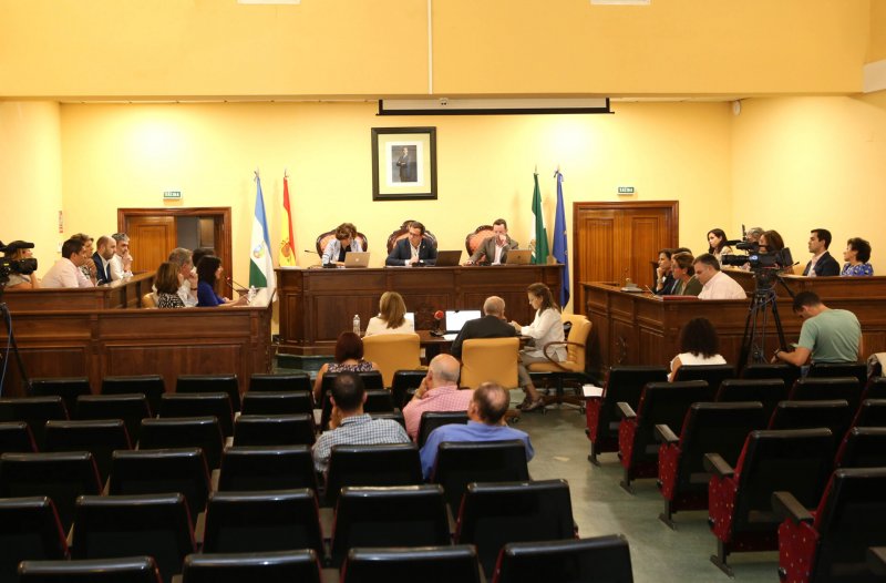 "Lucena construirá centro de atención turística en la Necrópolis Judía y se suma al Programa Formación y Empleo"