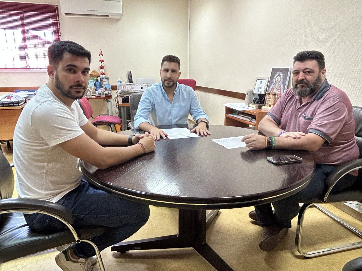 Alcalde de Peñarroya-Pueblonuevo y UGT Córdoba fortalecen colaboración en reunión de trabajo