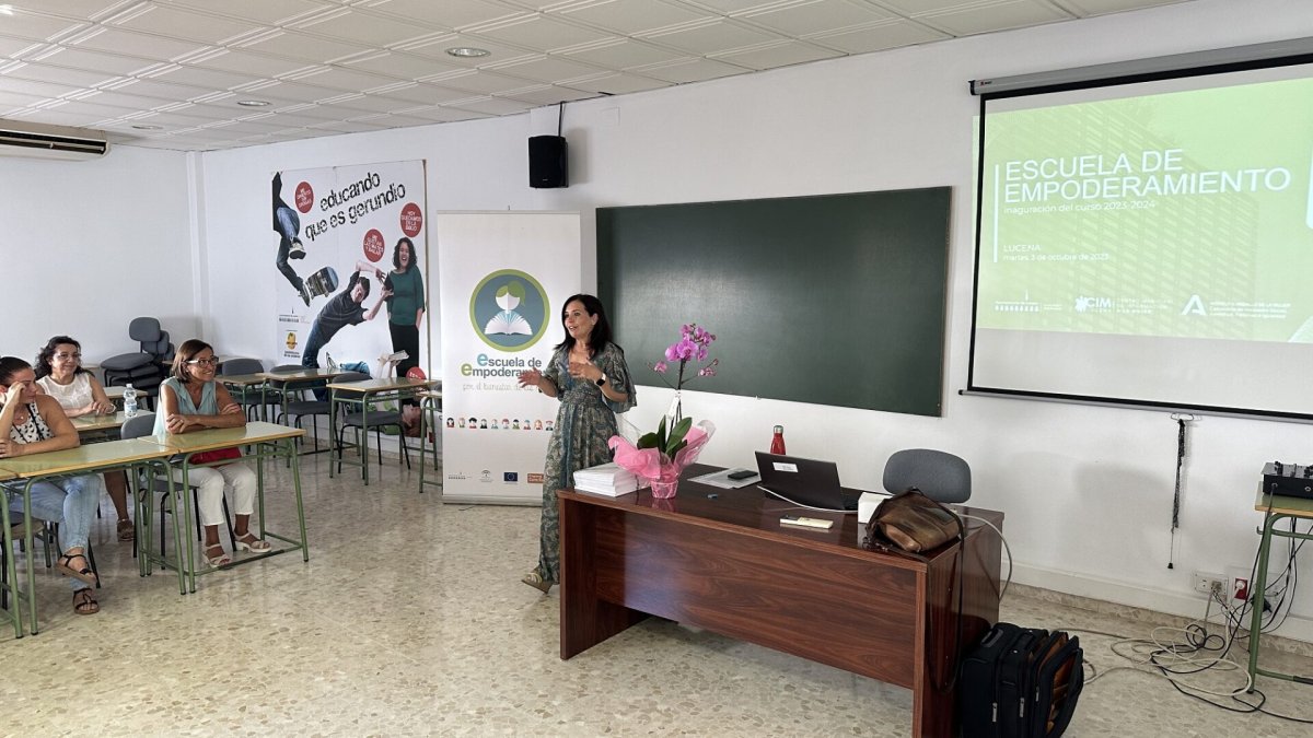 Inaugurada nueva edición de la Escuela de Empoderamiento en Lucena