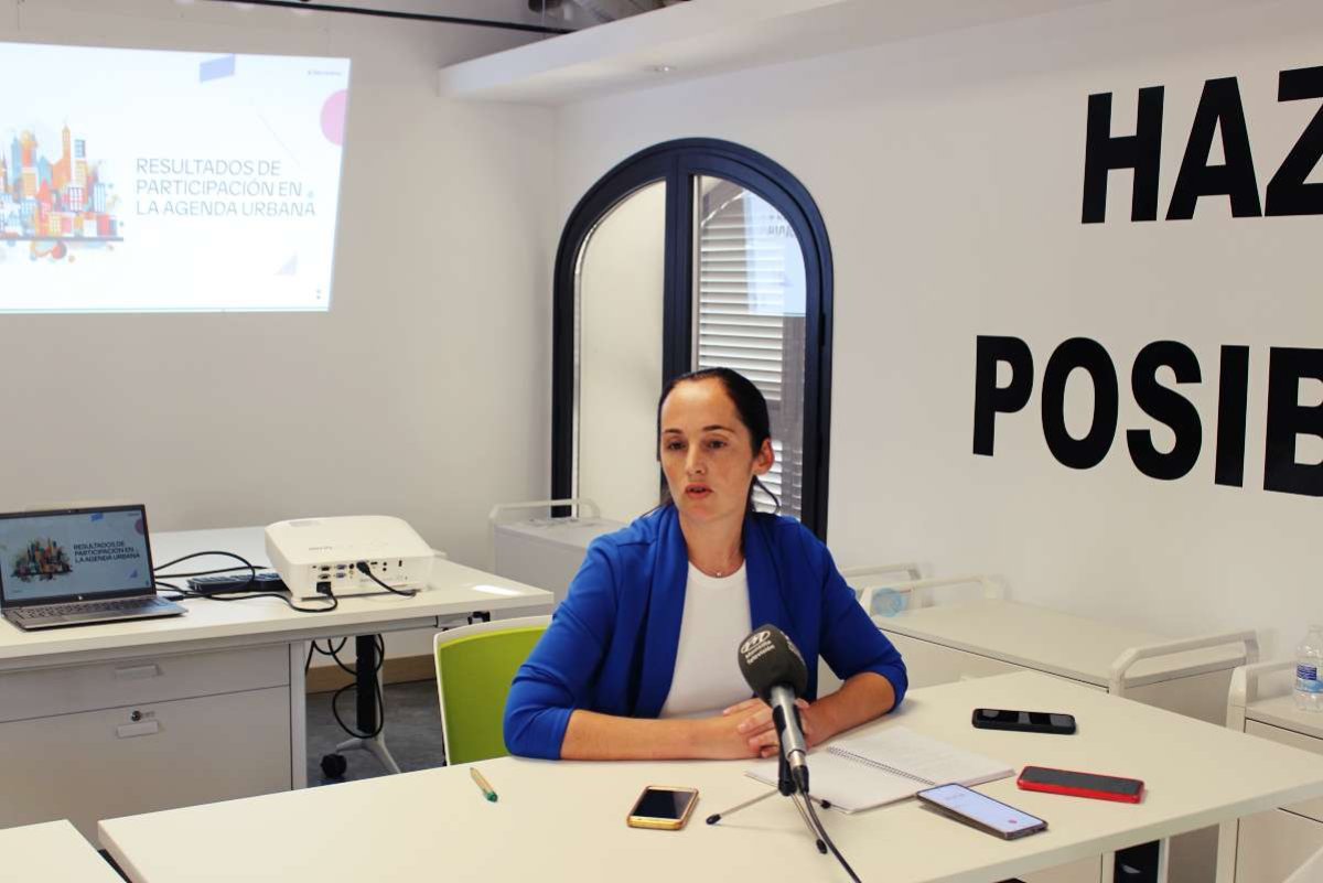 Montilla apuesta por más sombra, información sobre la vivienda y una Corredera comercial al aire libre, según Teniente de Alcalde