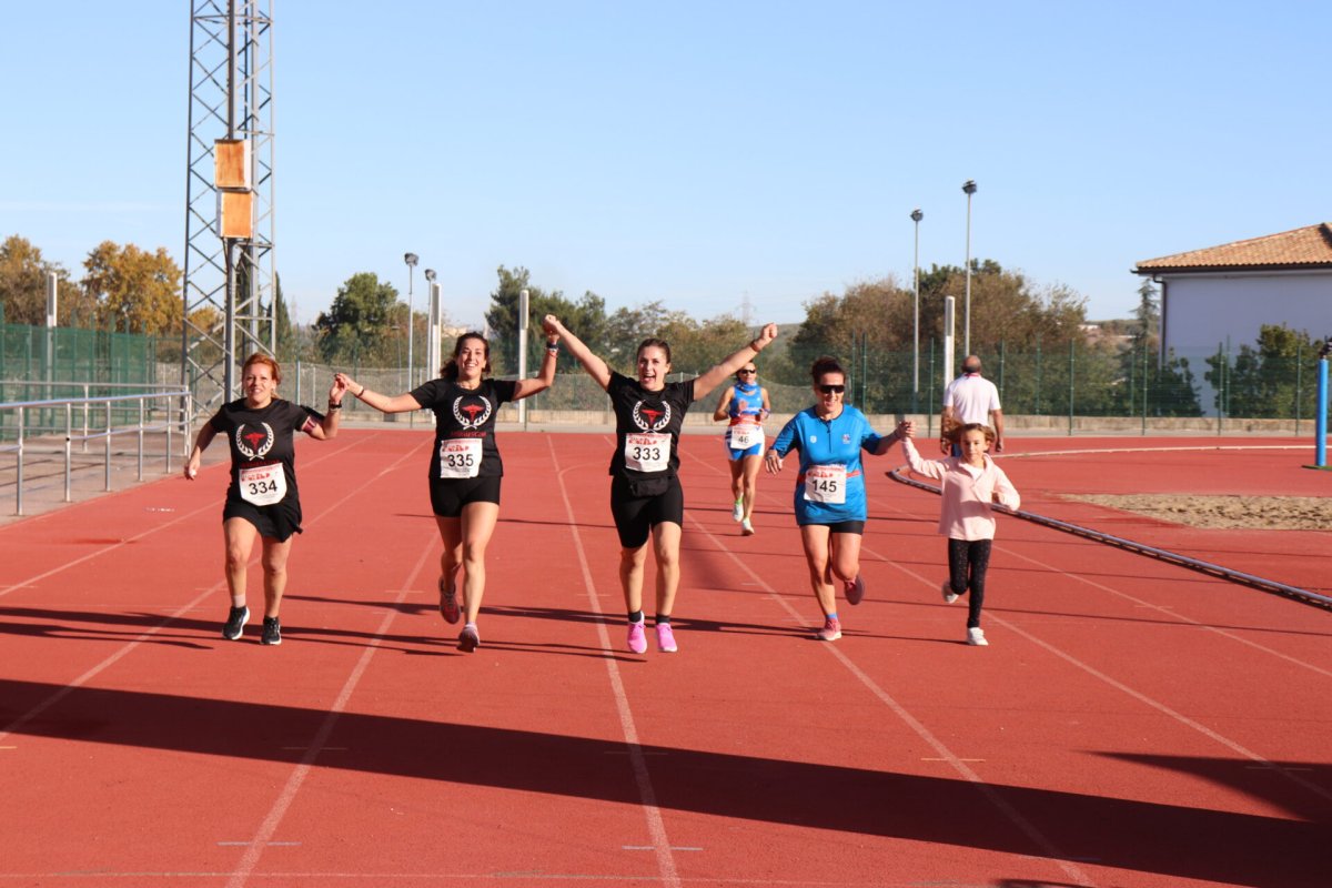 Gran participación en la XXIV Carrera Popular Ciudad de Lucena con más de 1.600 corredores en acción.