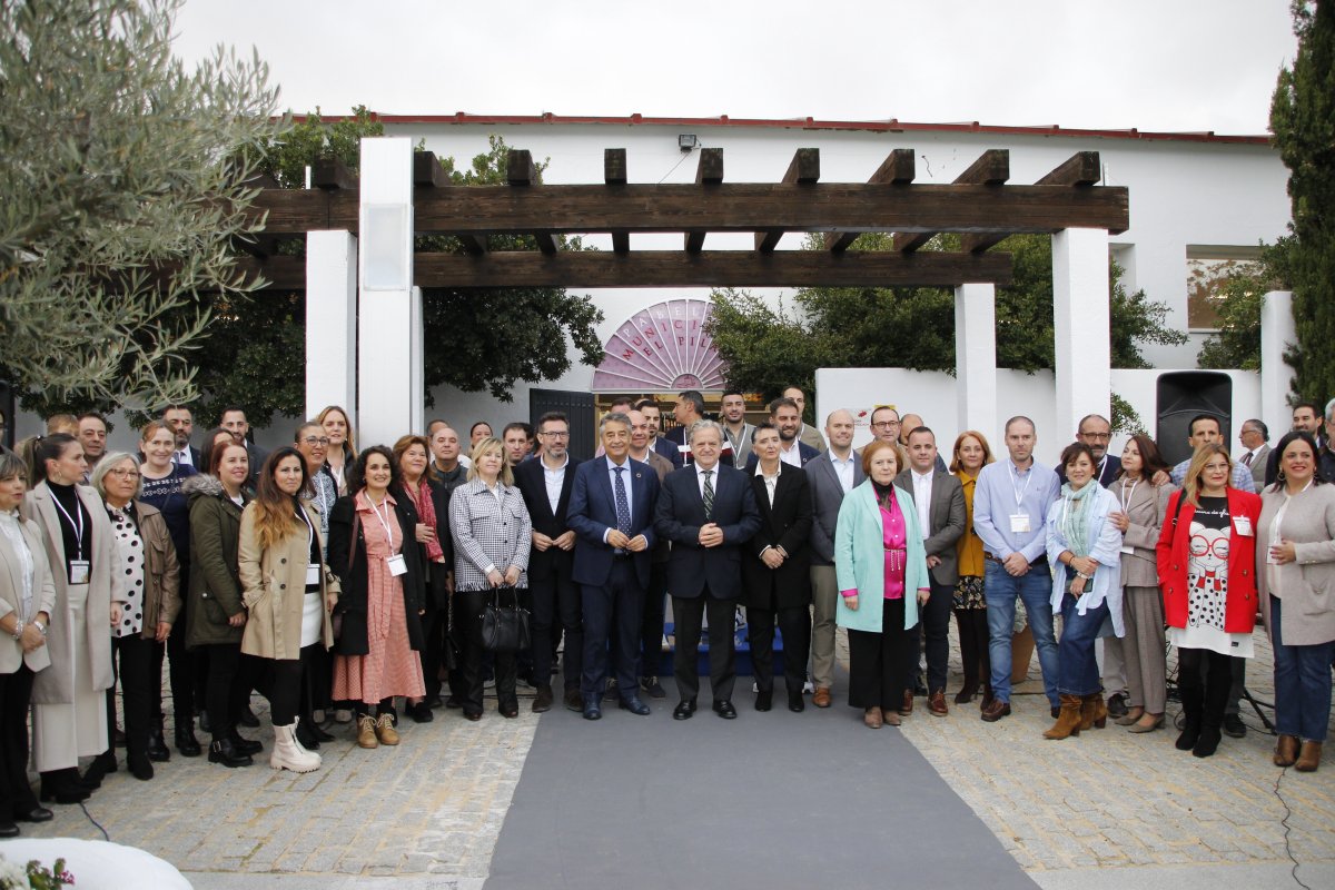 Éxito rotundo en la II Feria de Bodas de Los Pedroches en Hinojosa del Duque
