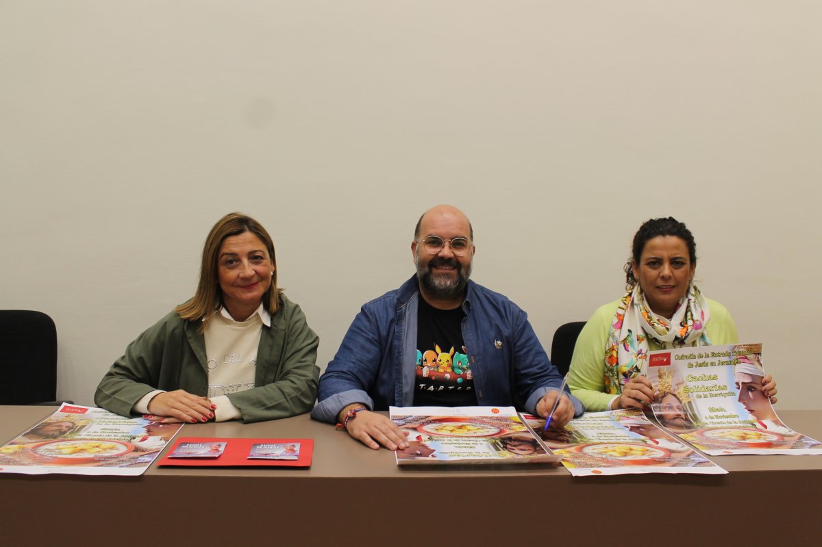 El concejal de Festejos anuncia las Gachas Solidarias de la Borriquita para recaudar fondos par una causa social