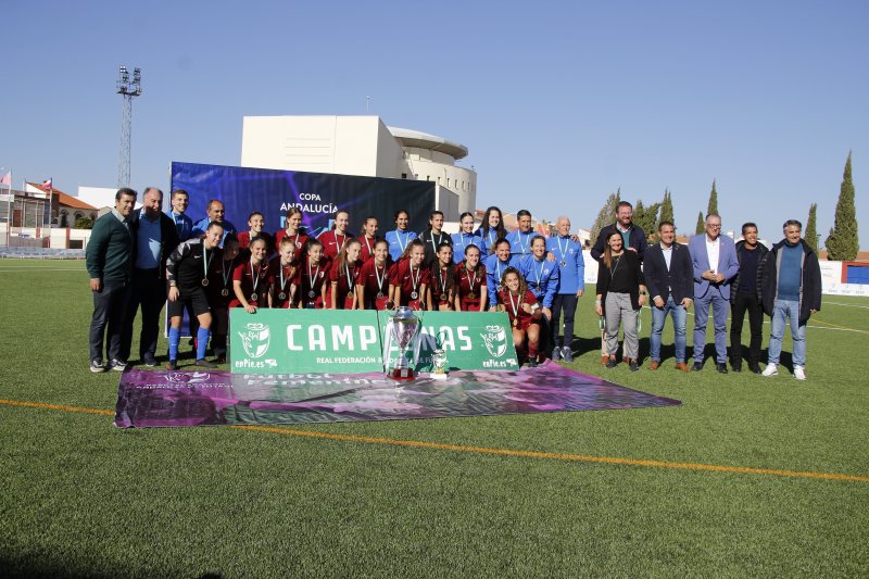 La selección de Sevilla se ha proclamado campeona de la Copa de Andalucía de Selecciones Provinciales Sub 15 y Sub 17, triunfando en ambas categorías.