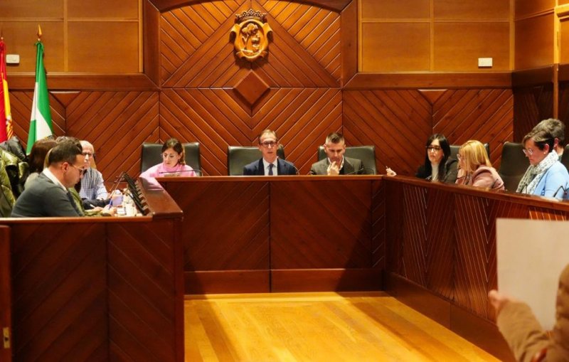 "Ayuntamiento de Pozoblanco aprueba un presupuesto de 17 millones de euros para 2024, con inversiones en servicios públicos y apoyo a empresarios y familias"