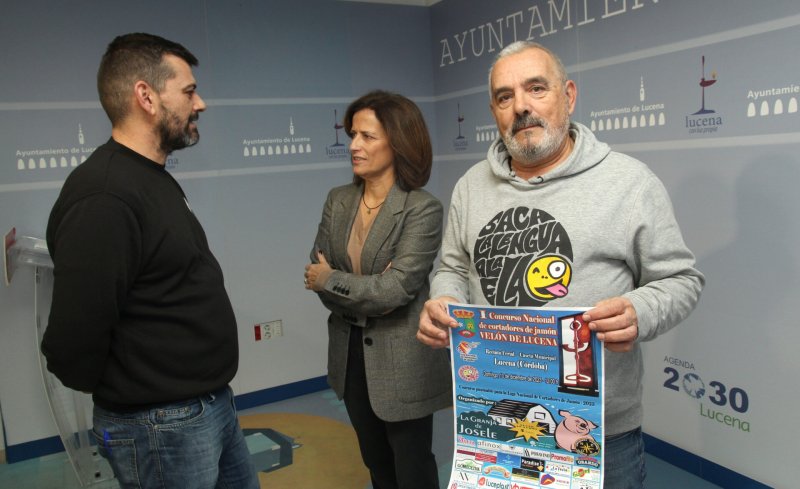 Celebra en Lucena la primera edición del Concurso Velón de Cortadores de Jamón.