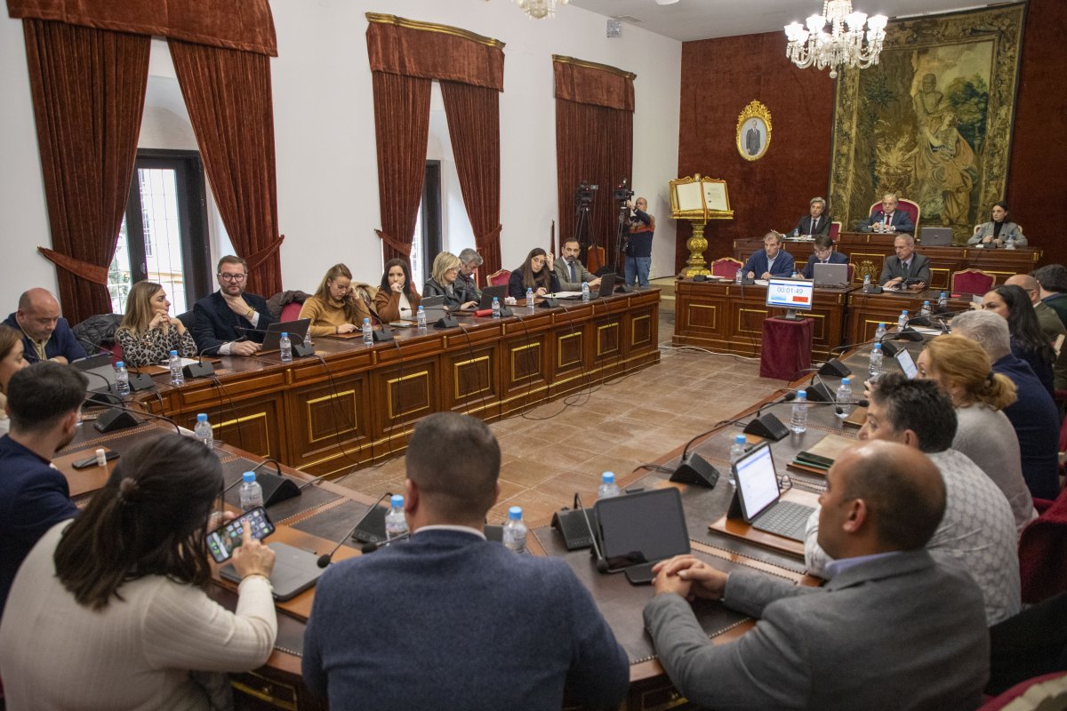 "La Diputación de Córdoba aprueba definitivamente las modificaciones de las ordenanzas de gestión de residuos con el respaldo del PP y abstención de Vox"