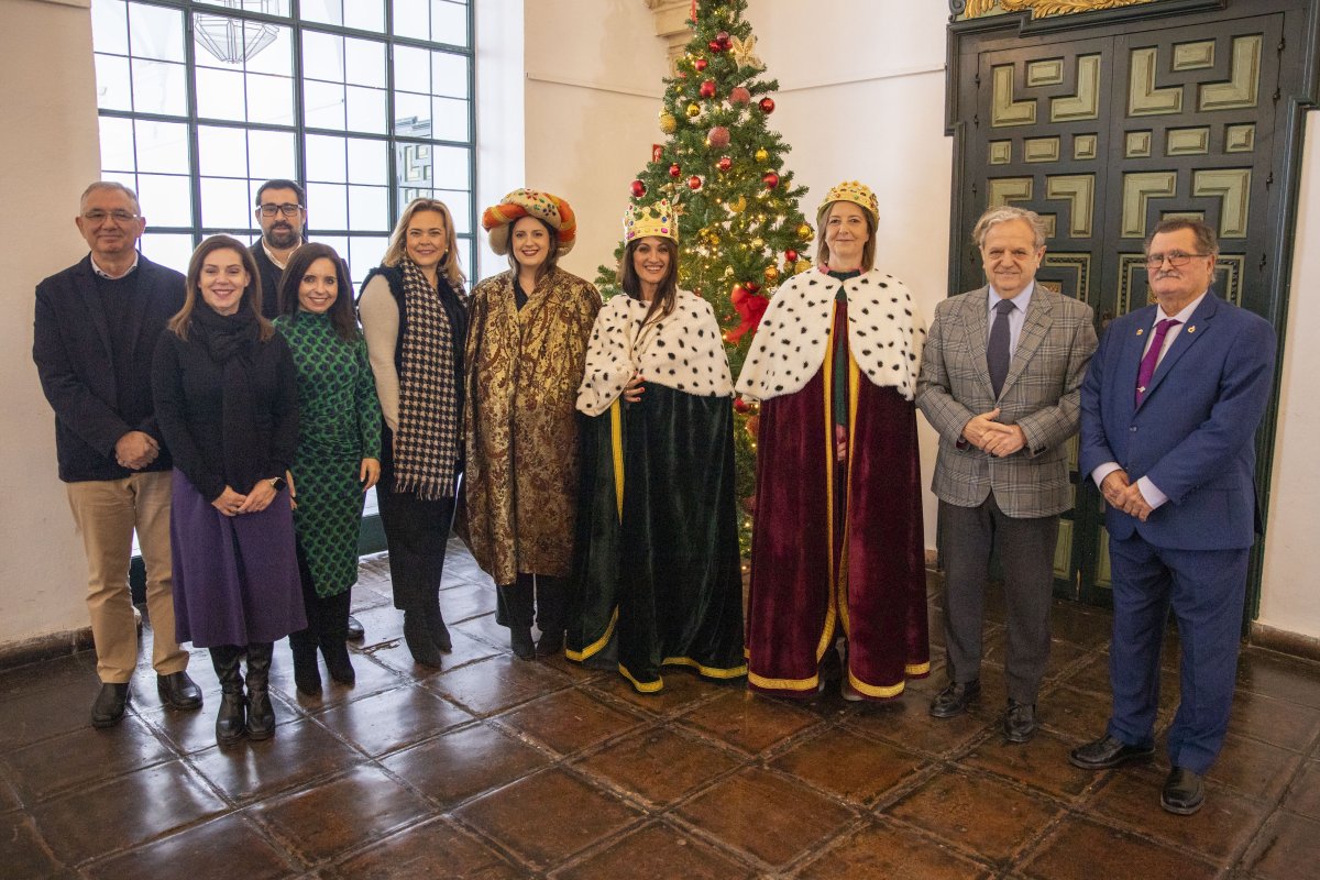 Vecinos de Alcolea y del Centro Penitenciario de Córdoba recibirán la visita de los Reyes Magos gracias a una iniciativa solidaria.