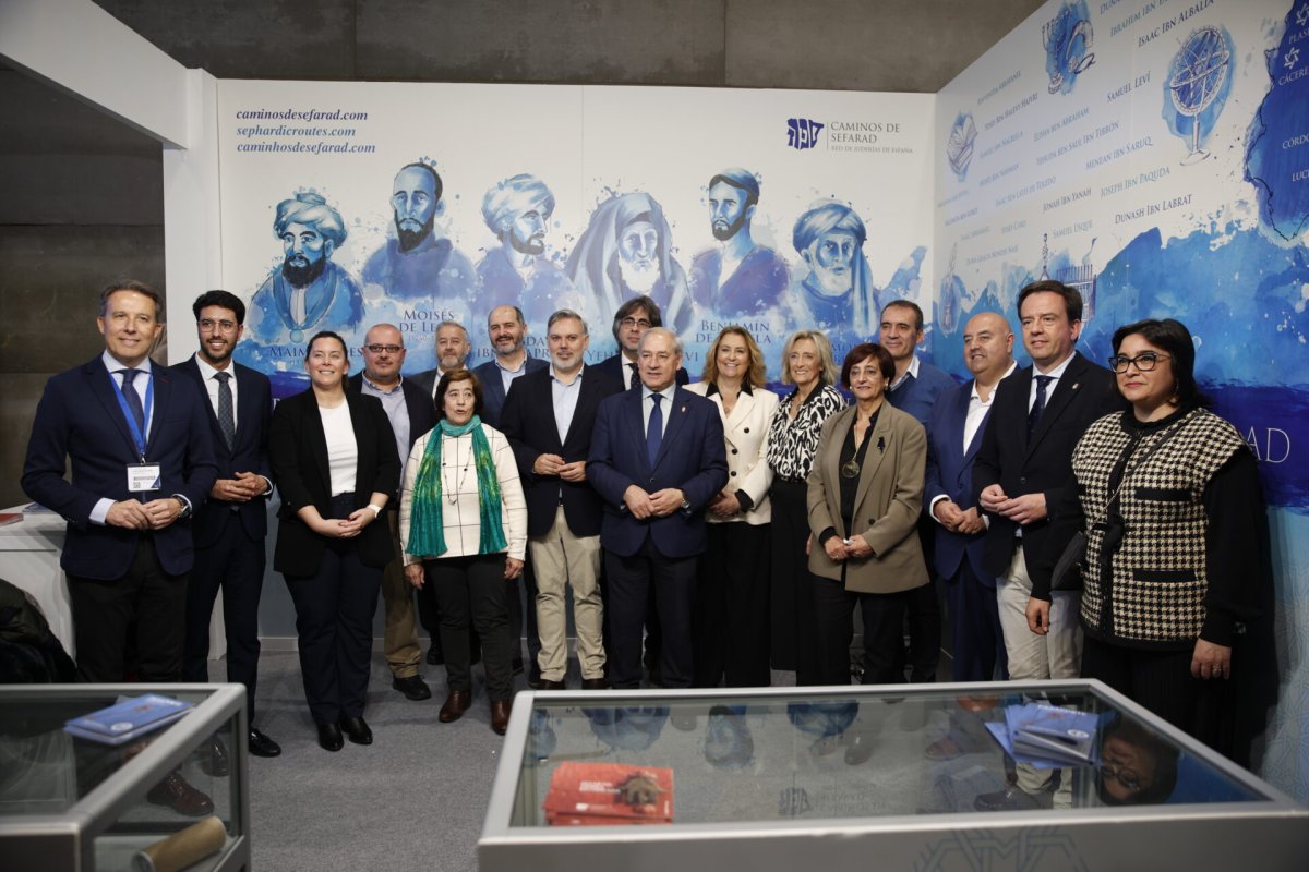 Lucena promueve su oferta turística nacional e internacional en Fitur