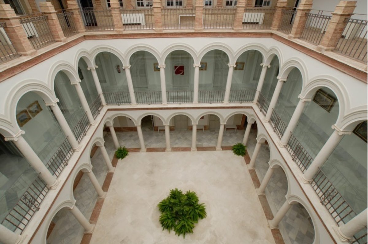 Conferencia y exposición en Montilla: "La sinapsis del poder en una sociedad cerrada".