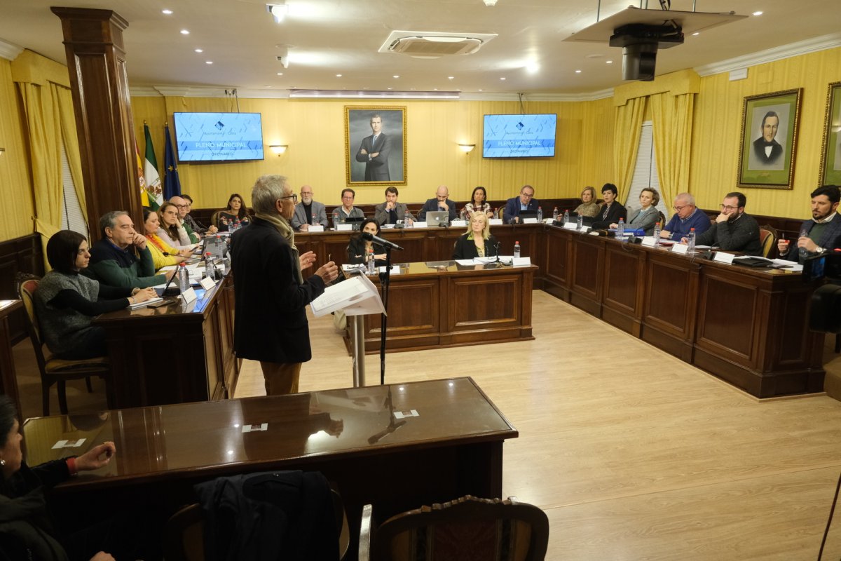 El Defensor de la Vecindad resuelve todos los casos abiertos en 2023 en Cabra