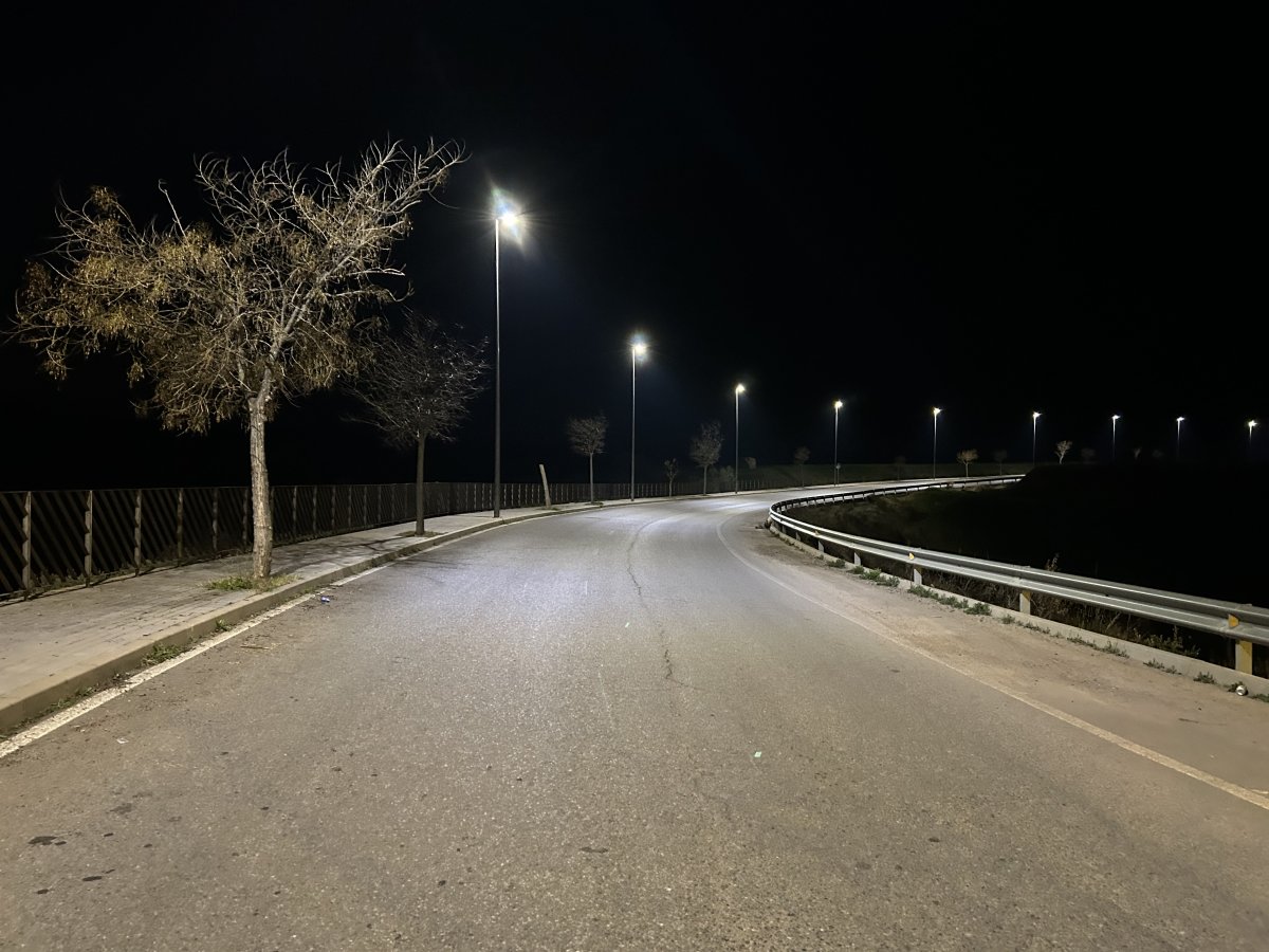 Mejora en la iluminación del acceso a Peñarroya-Pueblonuevo desde Fuente Obejuna garantiza mayor seguridad.