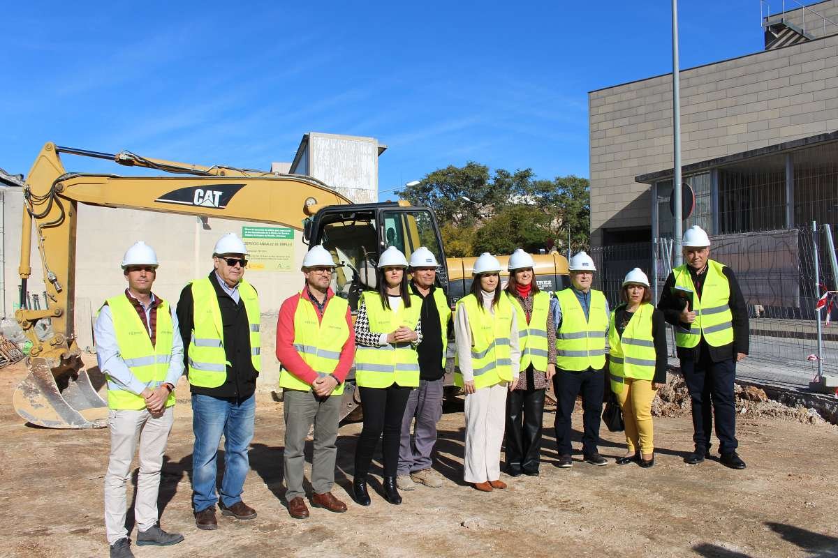 Comienza la construcción del nuevo edificio del SAE en Montilla para mejorar el servicio de empleo.