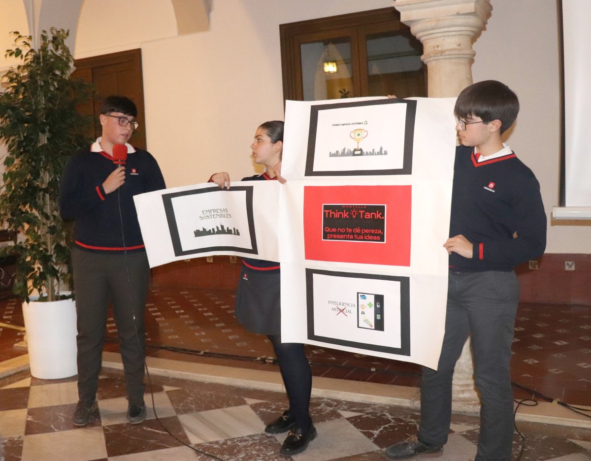 Estudiantes de Montilla presentan proyectos innovadores en programa de participación juvenil