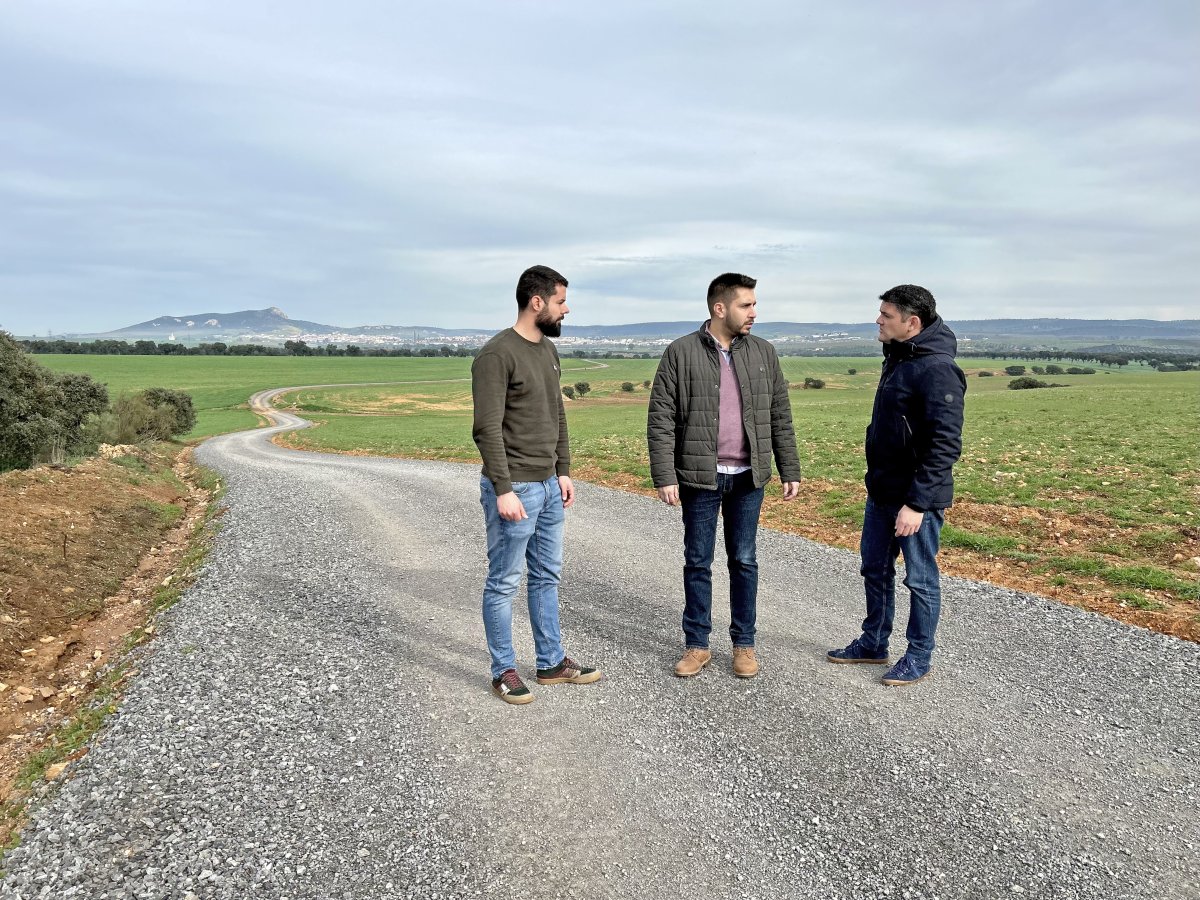 Finalizan las obras de mejoramiento de los caminos rurales en Peñarroya-Pueblonuevo