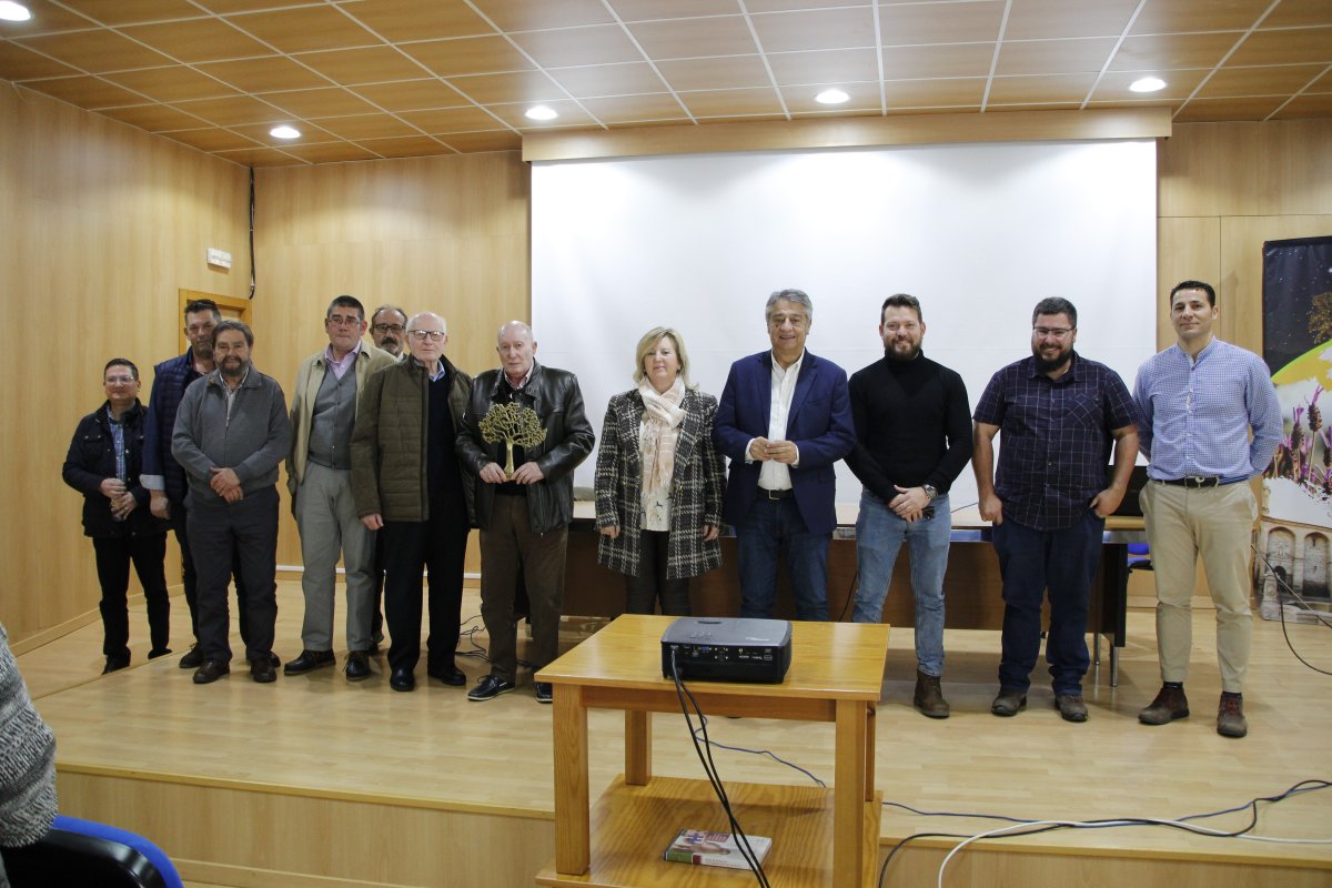 Jornadas de Participación Ciudadana en Hinojosa del Duque: Charlas, homenaje y actividades al aire libre