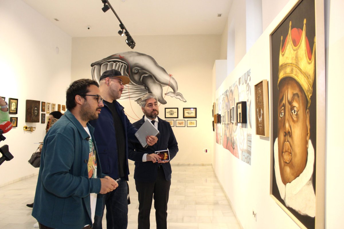 "Francisco Caballero expone en Lucena su pasión por los animales submarinos y la música negra"