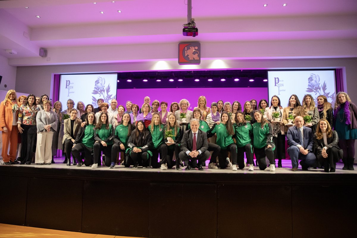 Diputación provincial premia a defensores de la igualdad en Córdoba