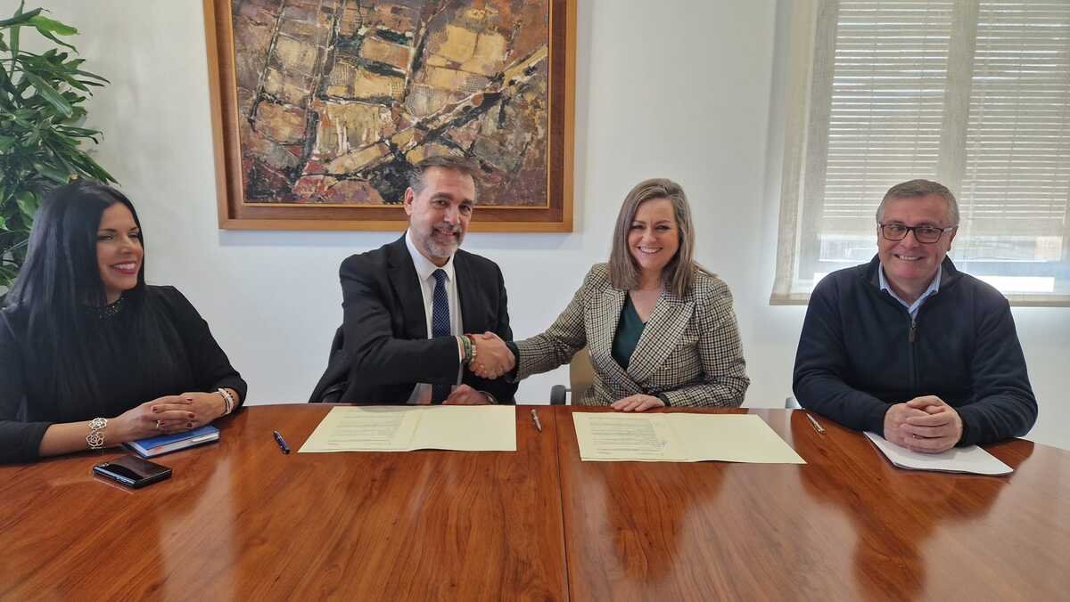 Firman convenio para proteger derecho a la vivienda