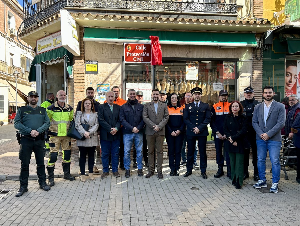 Peñarroya-Pueblonuevo rinde homenaje a su Agrupación de Voluntarios de Protección Civil