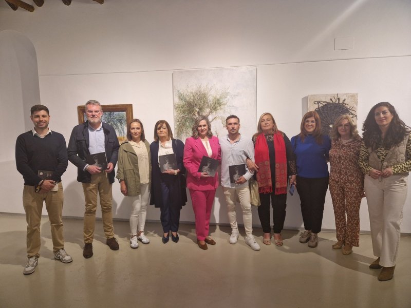 Inauguran exposición "Esencia" en honor a Paco Ariza en Baena