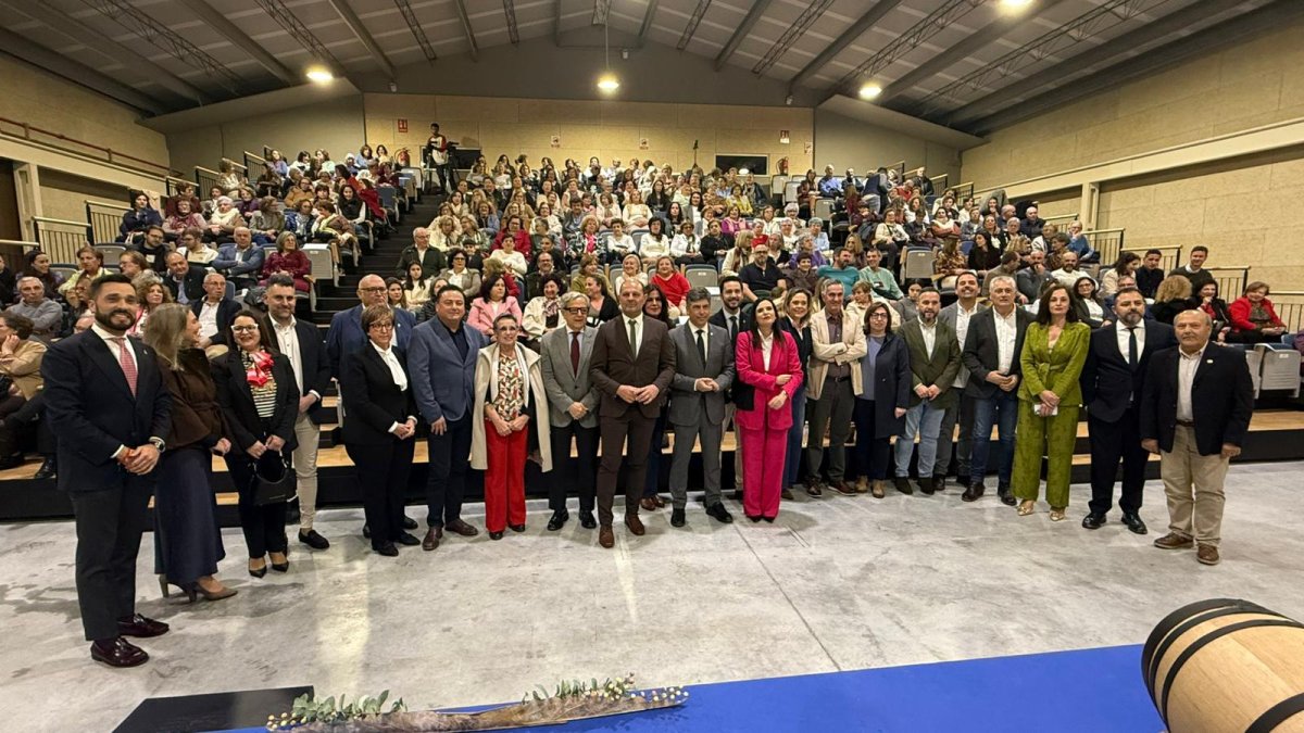 Fuentes premia a Casknolia, Cerámica Ivanros y Panadería Gonzalo Ansio en Día de la Mancomunidad Campiña Sur