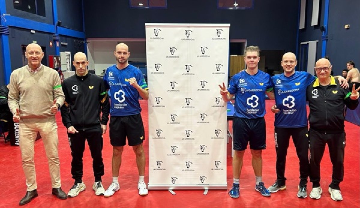 Priego arrolla a Irún (4-0) y suma su décima victoria