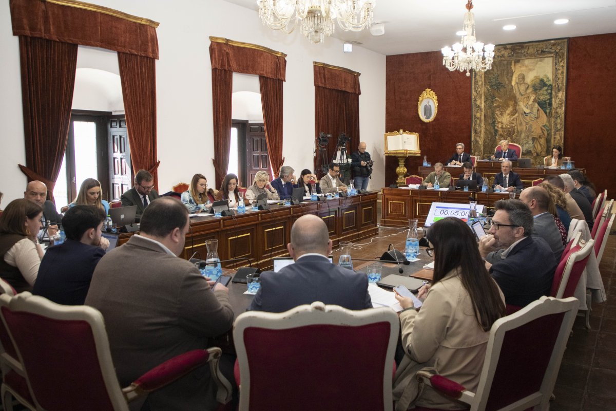 Diputación inicia expropiación en Pedro Abad y refuerza plan turístico de Zuheros