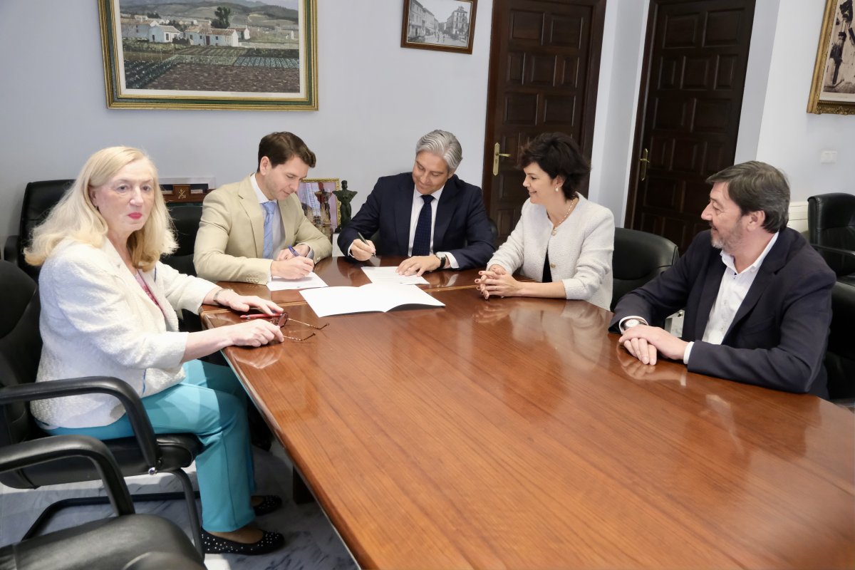 Cabra adjudica a Grupo Paprec la gestión de residuos y limpieza 10 años por más de 20 M€