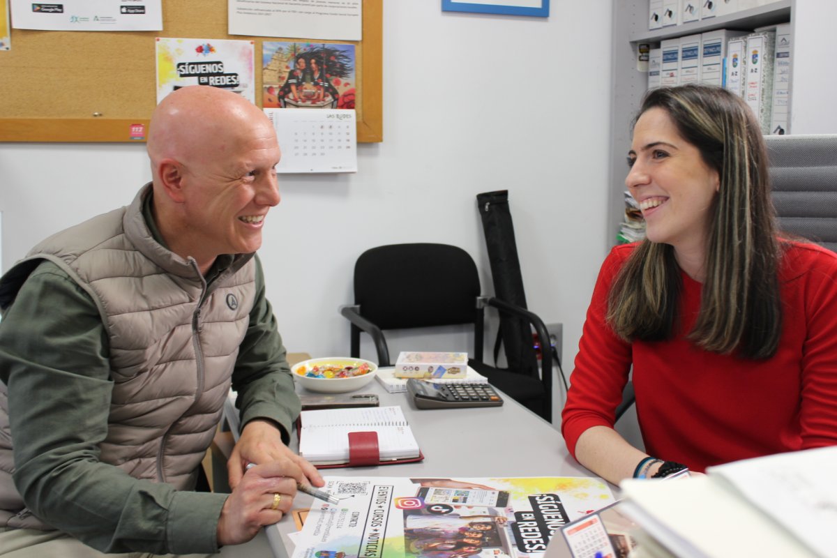 Montilla activa Instagram, TikTok y WhatsApp 24 horas y lanza talleres y agenda juvenil