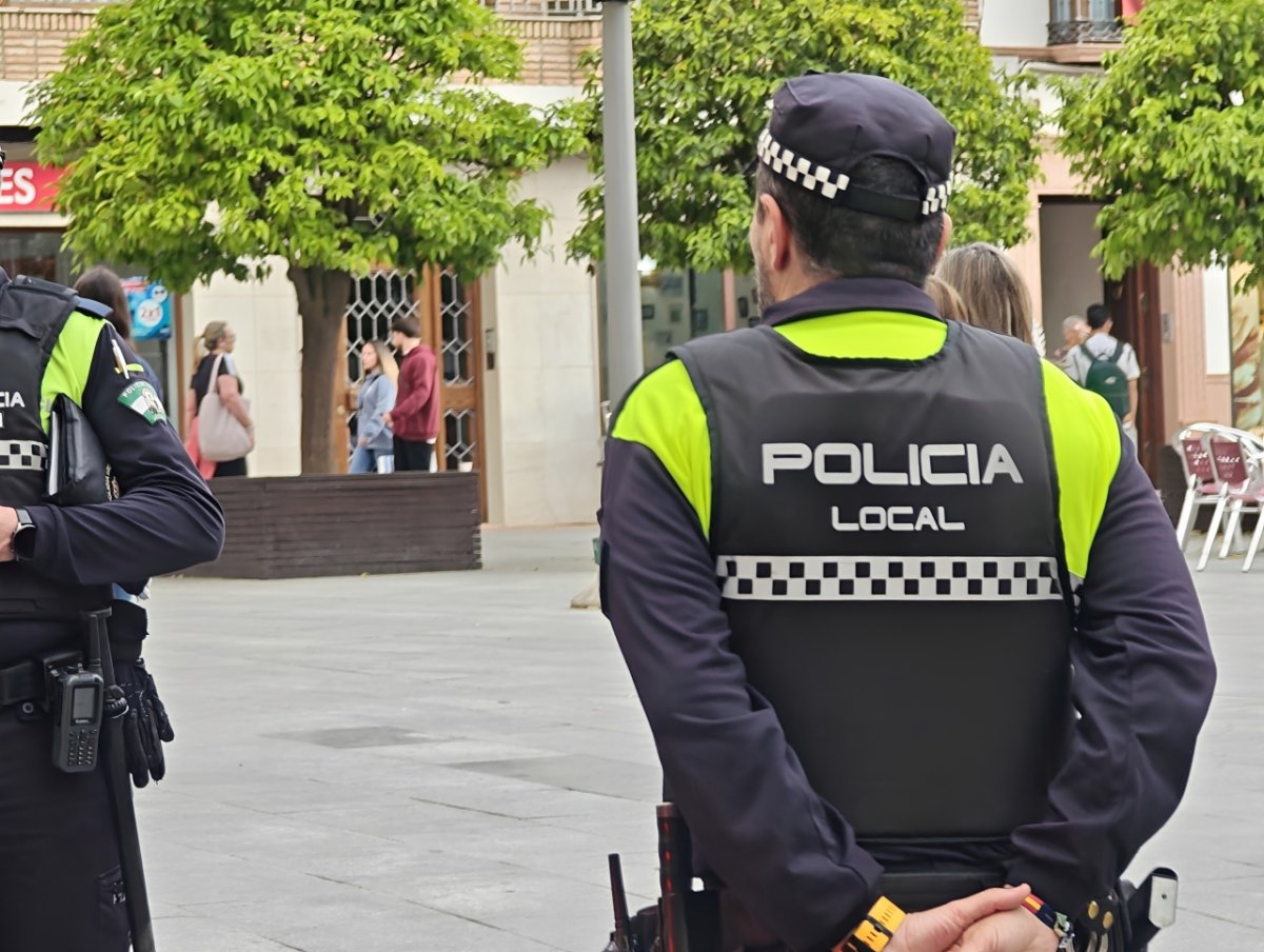Lucena refuerza seguridad con 45 agentes para las Fiestas Aracelitanas (1-4 mayo)