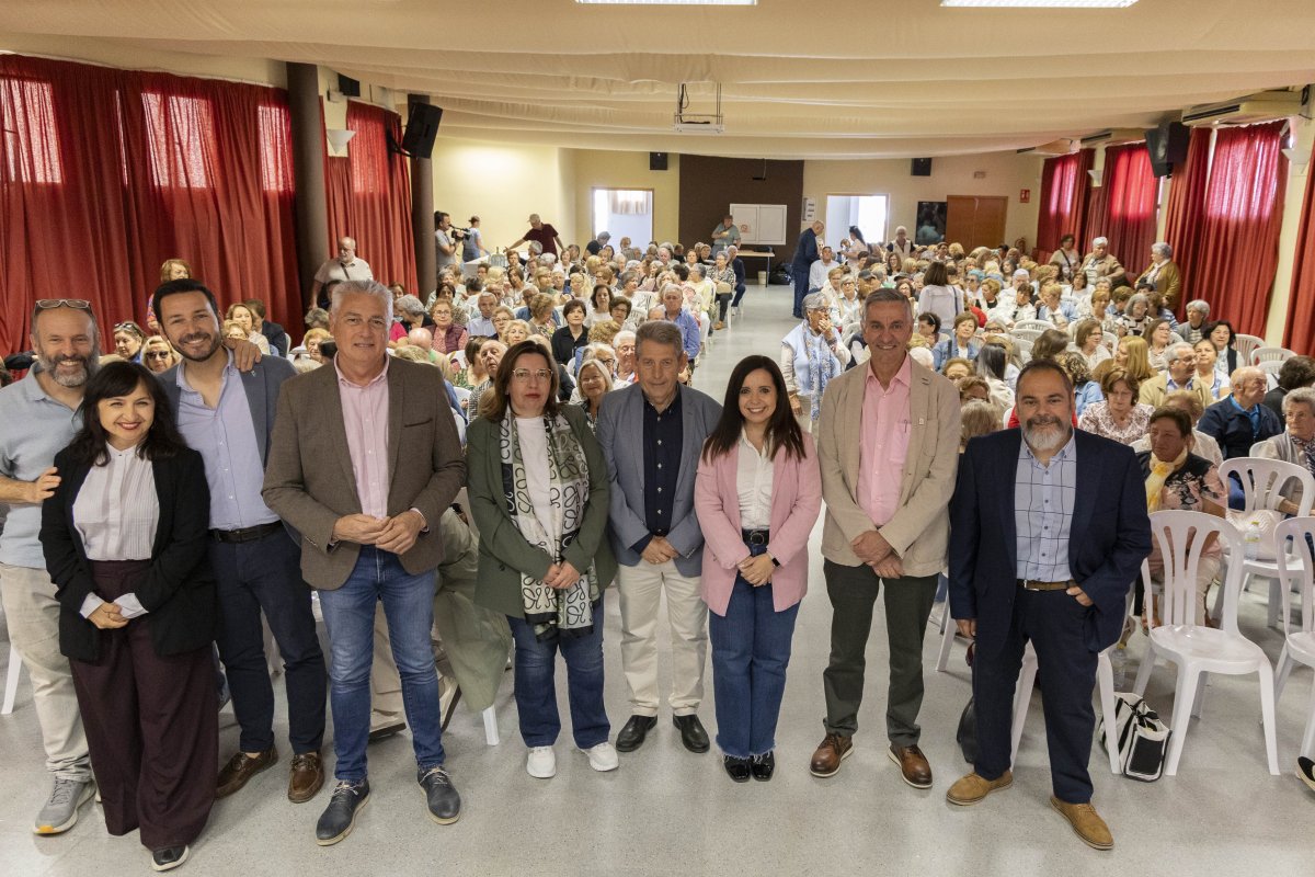 Jornada en La Victoria refuerza programas (20 años) para 831 mayores de Fernán Núñez