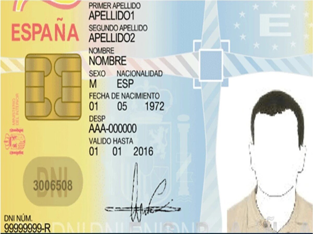 Trámites de DNI y pasaporte en Caseta Municipal: 4,5,8 y 10 de junio; citas al 957-694-013