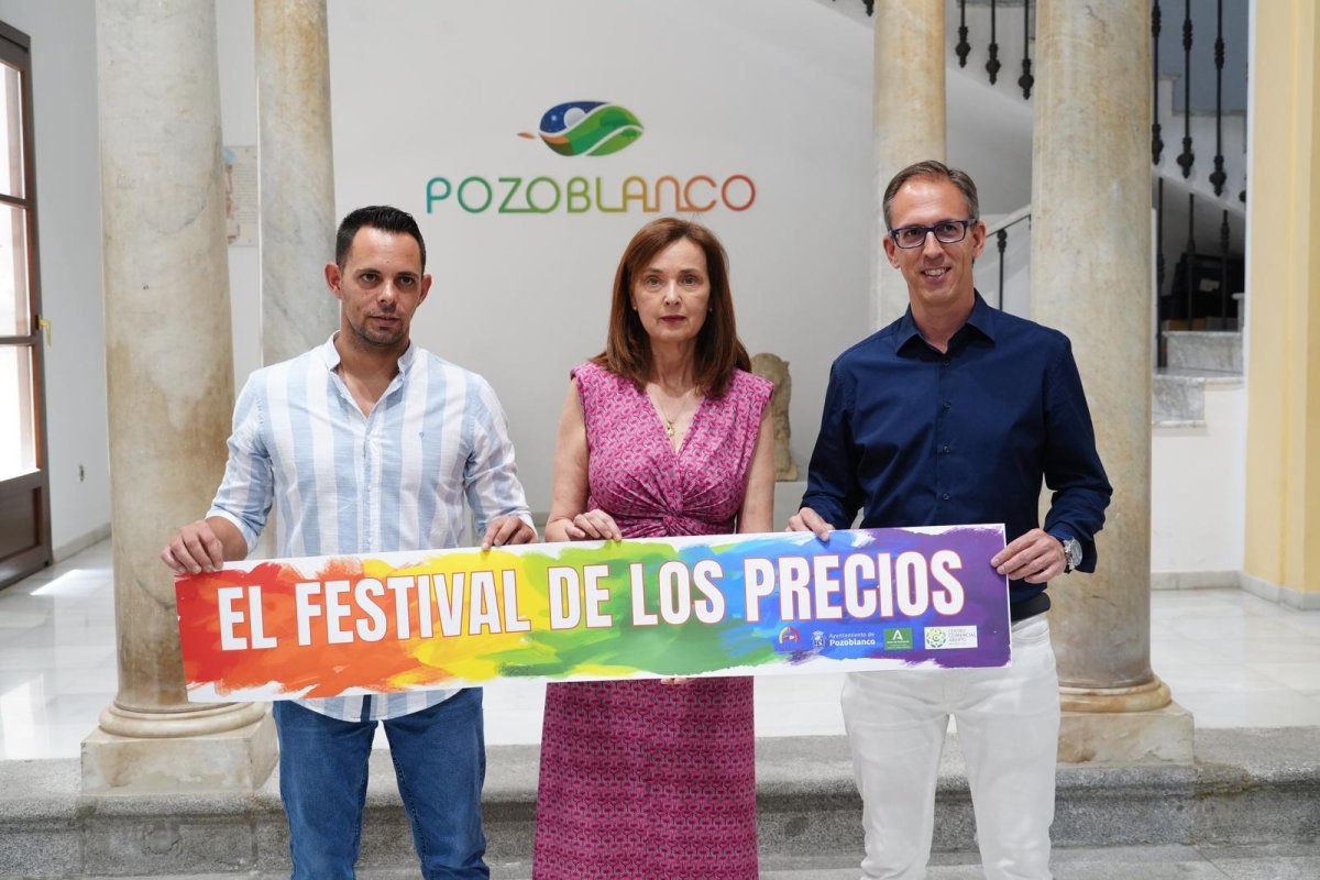 Pozoblanco recupera el centro: Calle Mayor cerrada, 37 comercios y 2.000€ en bonos