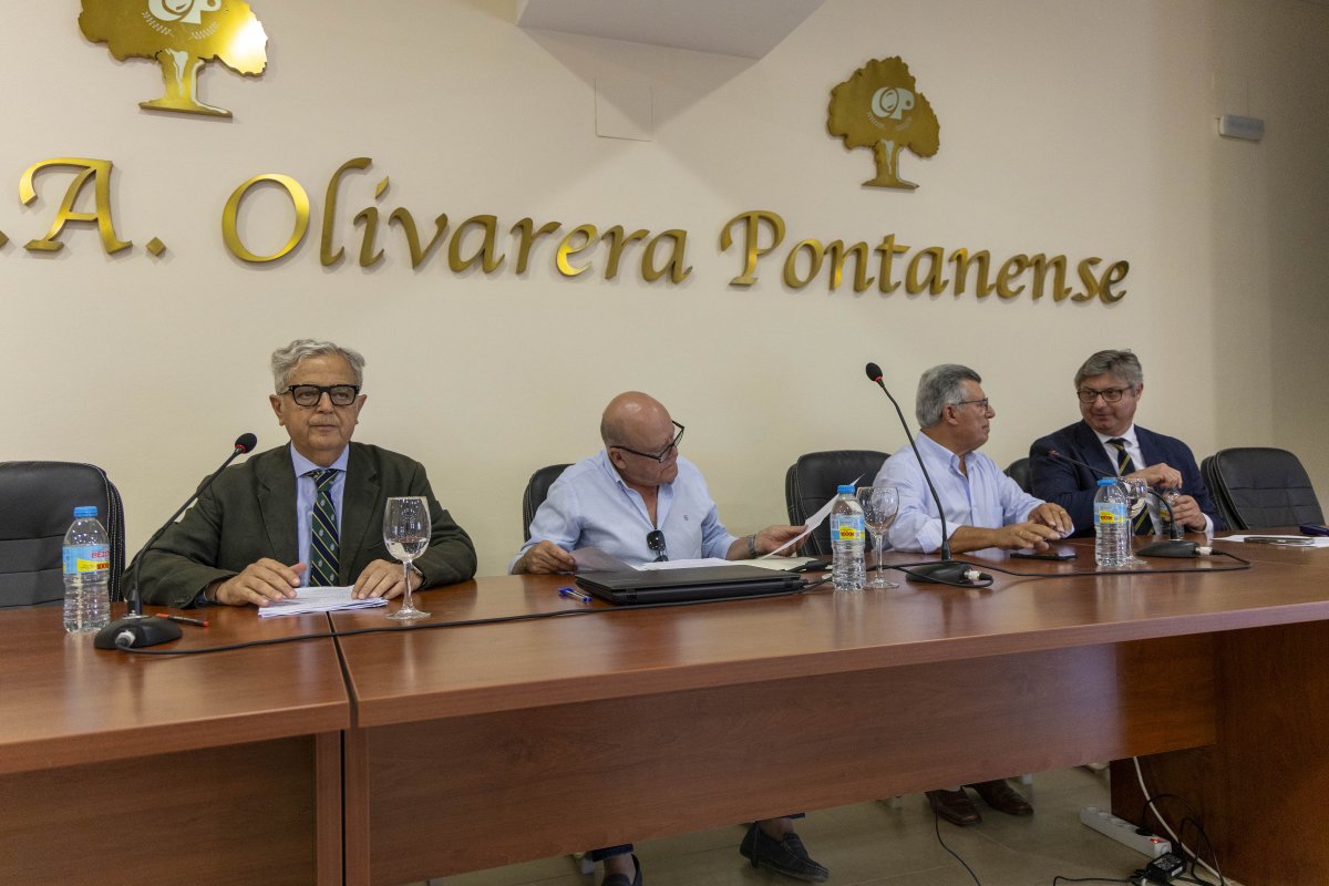 Córdoba usará agua regenerada de Puente Genil para regar 972 ha de olivar