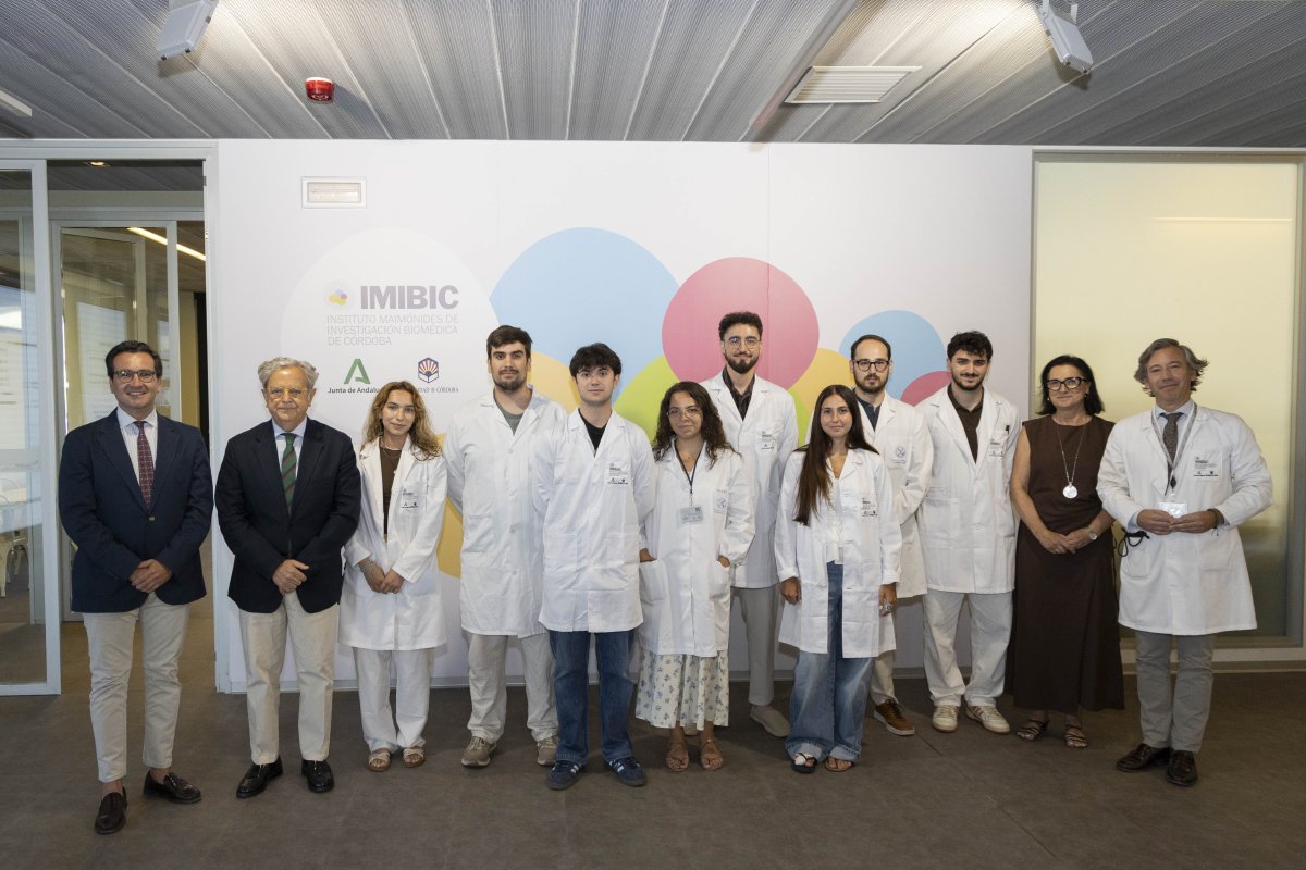 Diputación de Córdoba invierte 97.865€ y suma 14 jóvenes al IMIBIC con 10 becas y 4 contratos