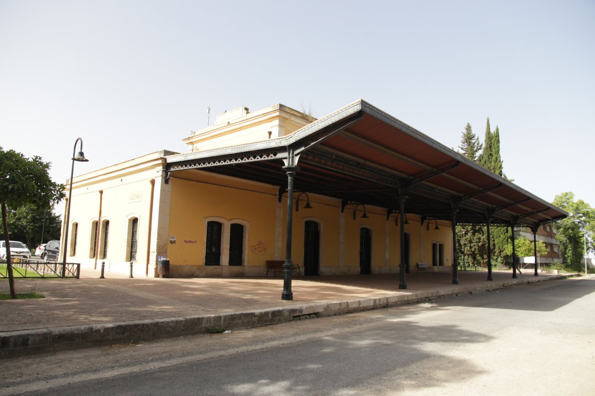 Lucena saca a licitación un albergue juvenil de 34 plazas en la antigua estación