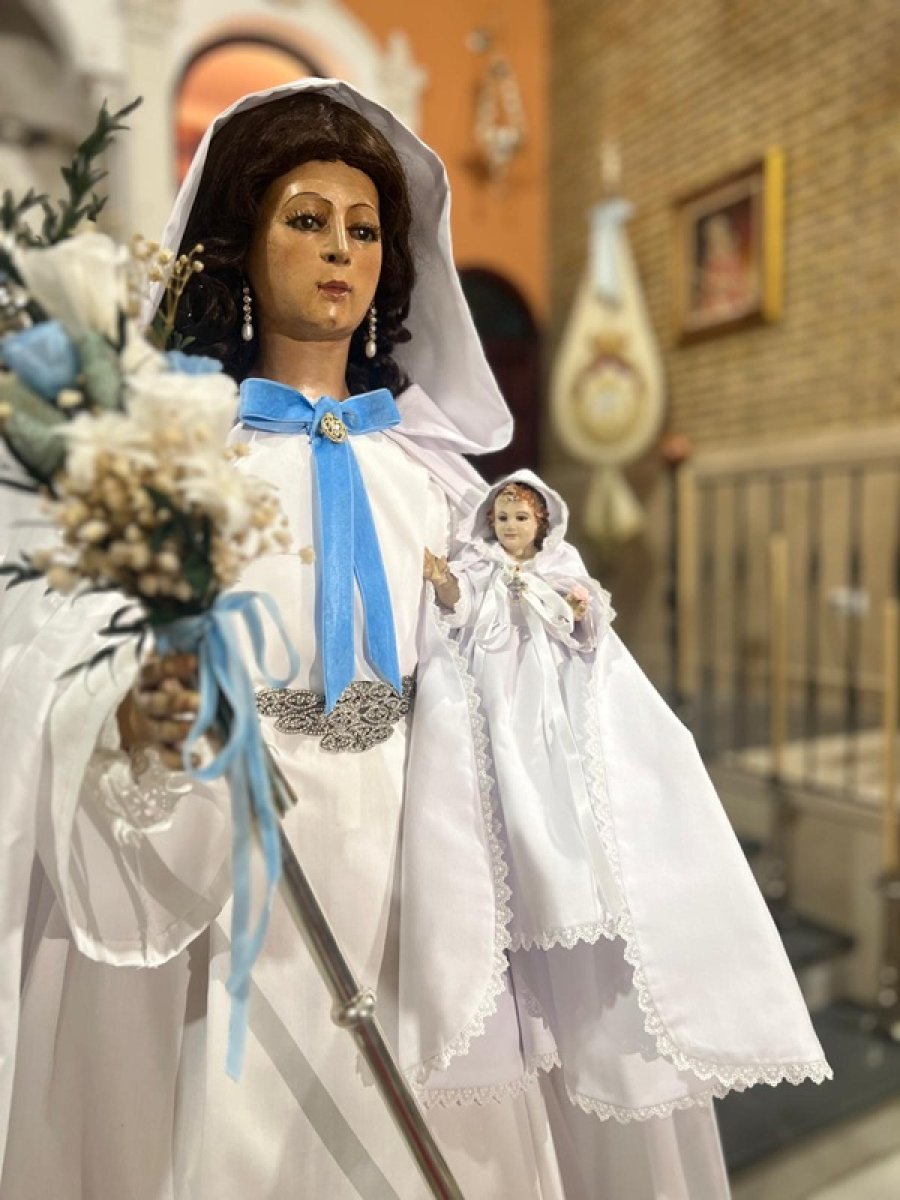 Triduo solemne de la Hermandad de María Santísima de la Cabeza con música y verbena (30 jul-1 ago)