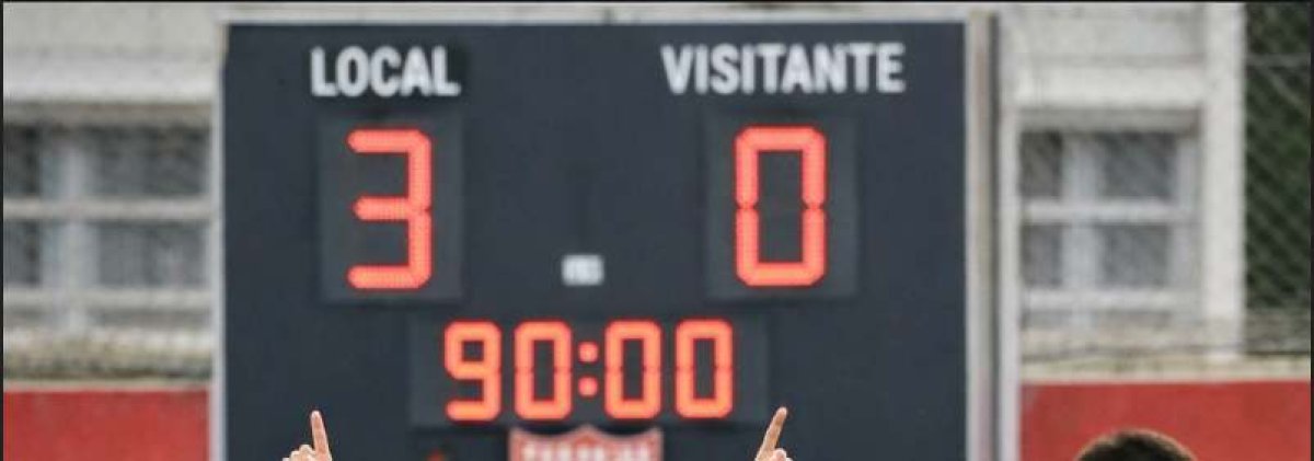 El Pozoblanco se desmorona en la segunda parte y cae goleado (3-0) ante el Sevilla C