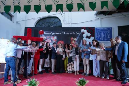 imagen de La Cruz inicia su Fiesta 2026 con el pregón de María José Bellido y festival flamenco
