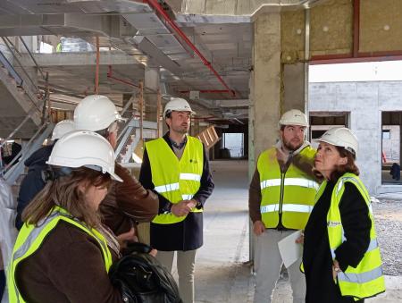 imagen de La Delegada de Salud Visita el Nuevo Centro de Salud de Villanueva de Córdoba