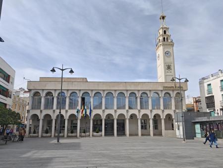 Unánime: Lucena aprueba bolsas y convocatorias para reforzar servicios municipales