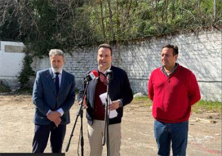 imagen de Priego compra solar en Av. Granada por 130.279€ para ampliar parking disuasorio (5.727 m²)