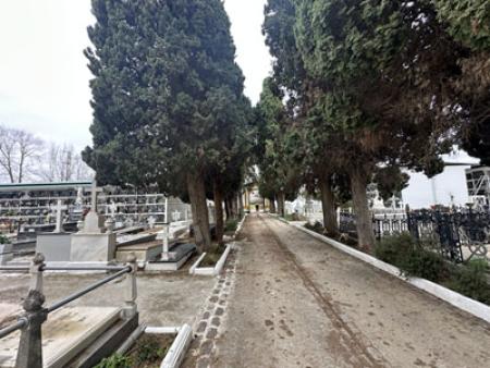 imagen de Diputación aporta 88.824,91 € para reparar el cementerio de Priego tras el derrumbe de un bloque de nichos