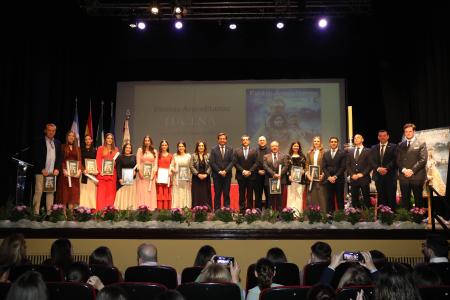 imagen de Presentada la Corte y carteles de las Fiestas Aracelitanas 2026, del 1 al 4 de mayo