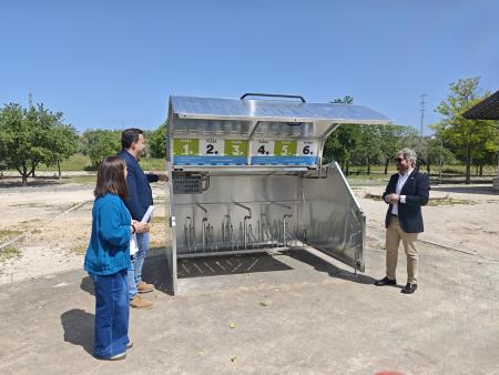 imagen de Lucena potencia turismo ciclista: bicihangar con app "Don Cicleto" y servicios en la Vía Verde