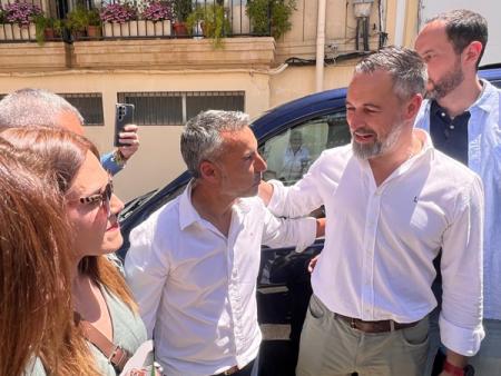 imagen de Abascal en Priego: prioridad para españoles en ayudas, repatriación y crítica a Moreno y Sánchez